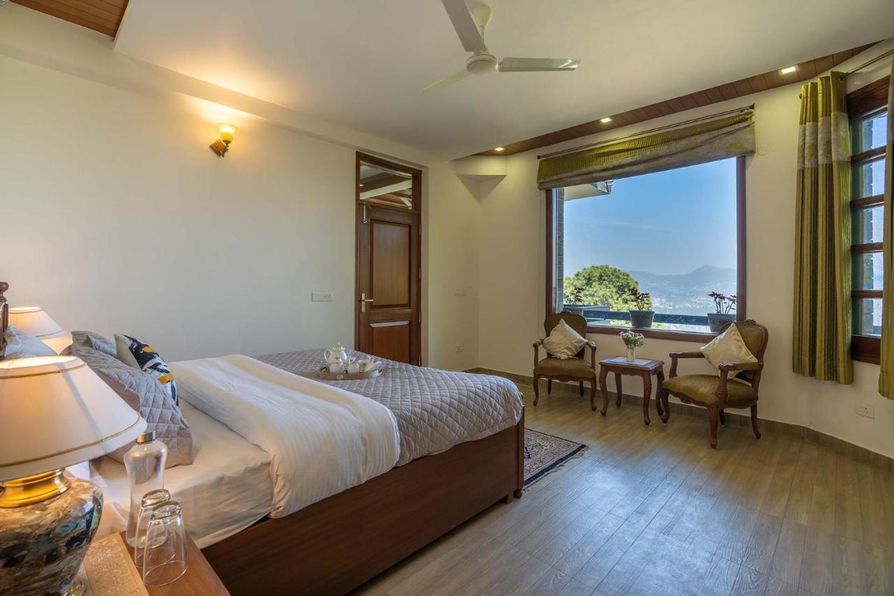 Stayvista At Floradale W Jacuzzi & Wood-Fire Pizza Kasauli Dış mekan fotoğraf