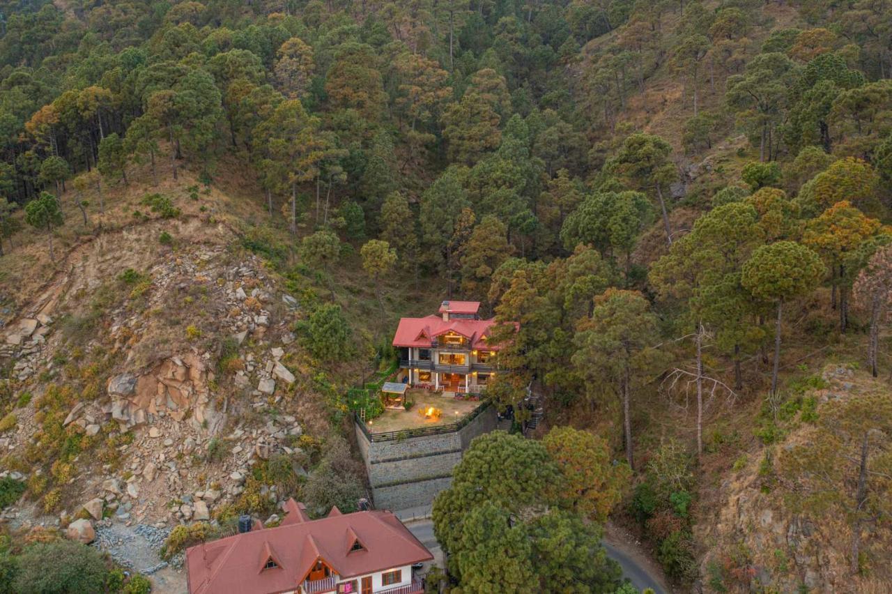 Stayvista At Floradale W Jacuzzi & Wood-Fire Pizza Kasauli Dış mekan fotoğraf