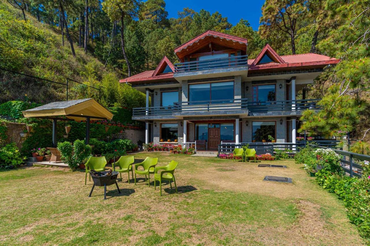 Stayvista At Floradale W Jacuzzi & Wood-Fire Pizza Kasauli Dış mekan fotoğraf